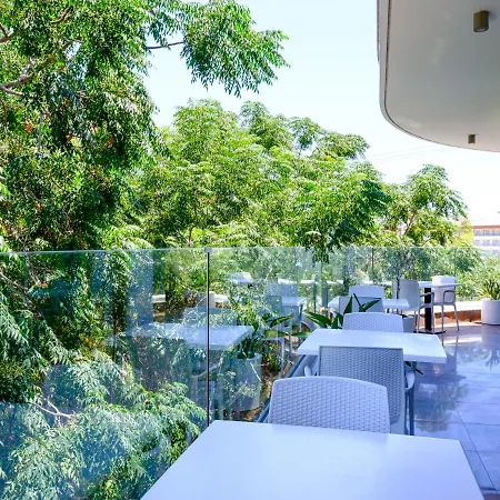 Charming And Welcoming 1-Bedroom Apartment In Sunny Ayia Napa All Yours شقة *